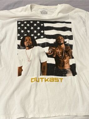 OutKast White Graphic Crewneck T-Shirt